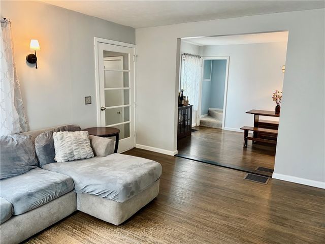 62 Benwell Road, Rochester, NY 14616