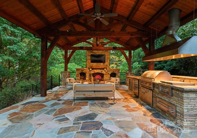 2357 Rock Creek Drive, Charlotte, NC 28226