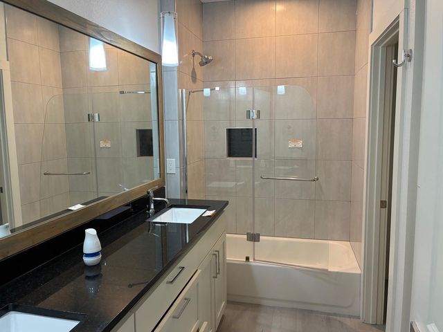 403 Summit Ridge DR N, Point Venture, TX 78645