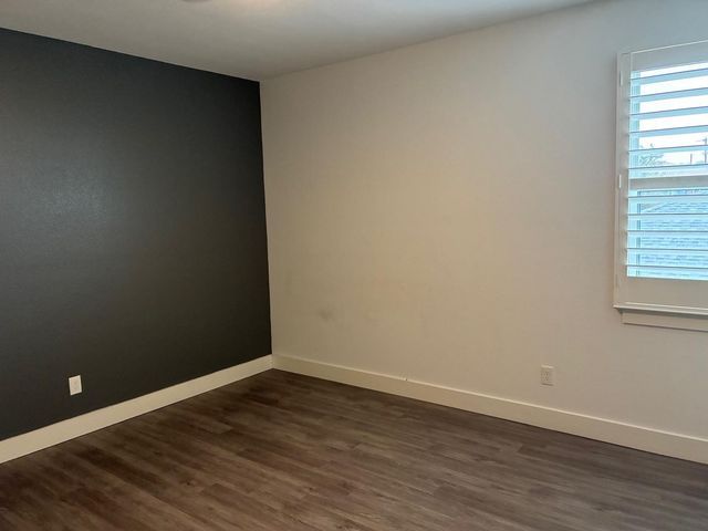 403 Summit Ridge DR N, Point Venture, TX 78645