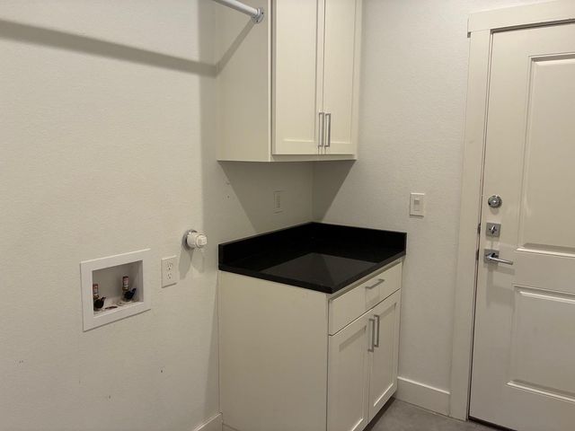 403 Summit Ridge DR N, Point Venture, TX 78645