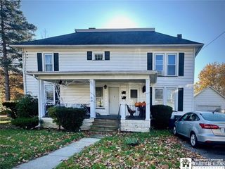 17 Christy Street, Hanover, NY 14136