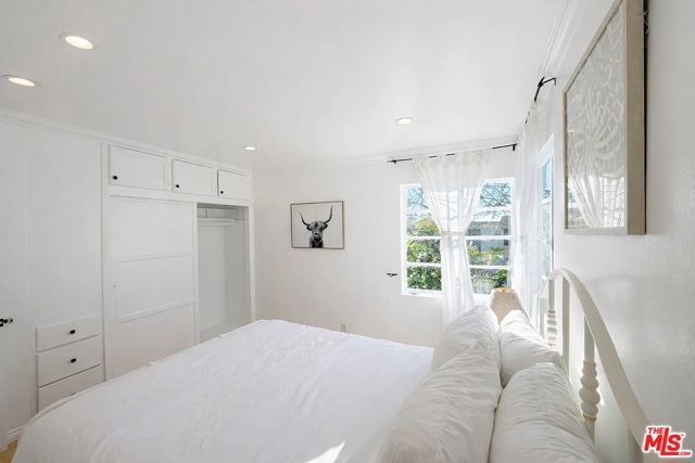 1212 10th Street 15, Santa Monica, CA 90401