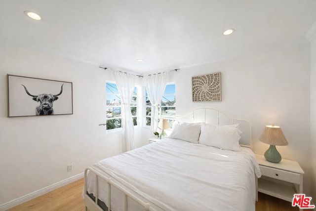1212 10th Street 15, Santa Monica, CA 90401