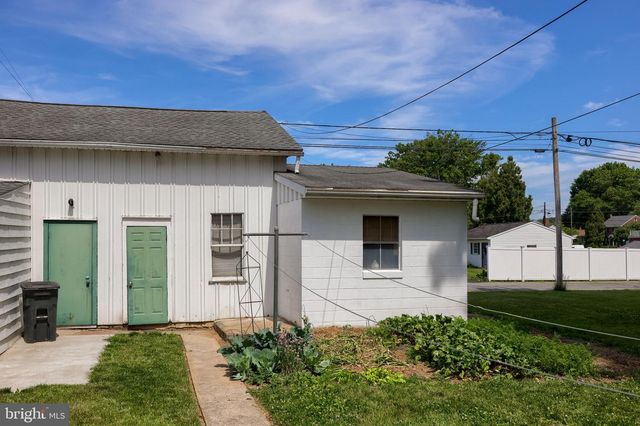 202 N 6TH ST, Denver, PA 17517