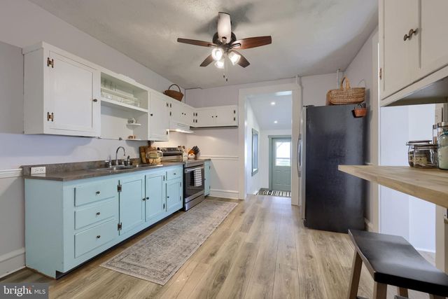 202 N 6TH ST, Denver, PA 17517