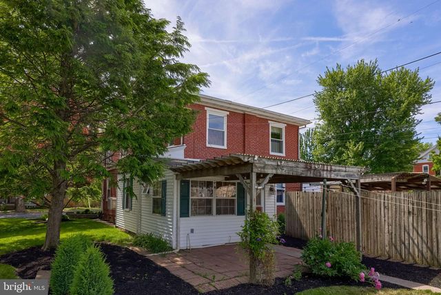 202 N 6TH ST, Denver, PA 17517