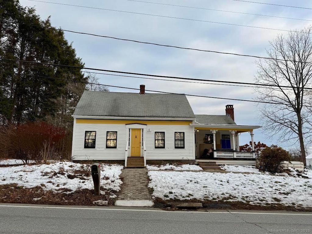 934 Storrs Road, Mansfield, CT 06268