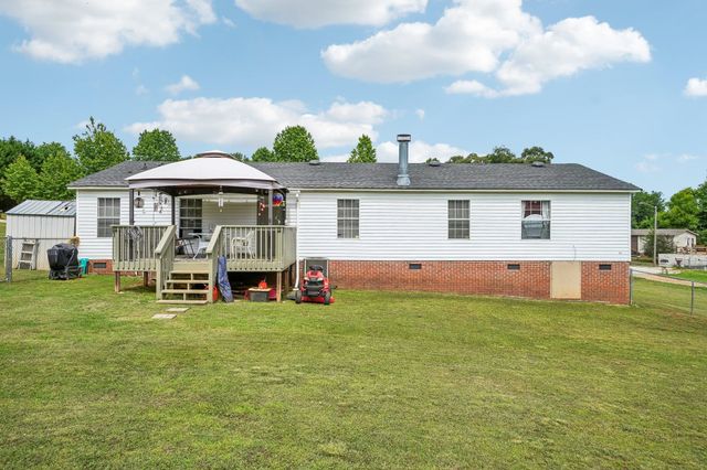 620 Courtland Way, Greer, SC 29651