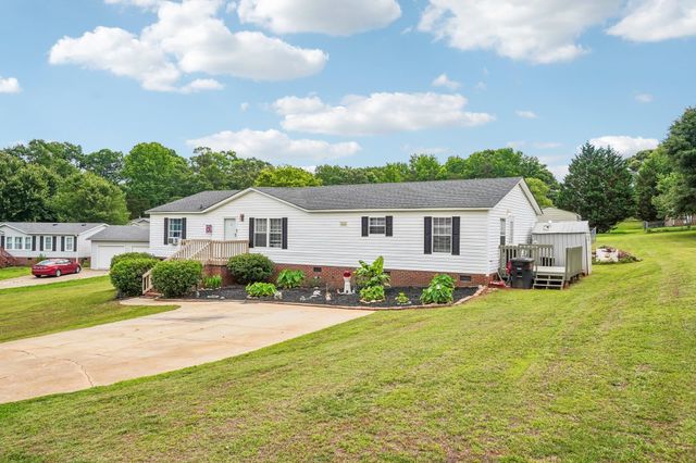 620 Courtland Way, Greer, SC 29651