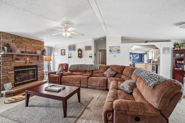 620 Courtland Way, Greer, SC 29651