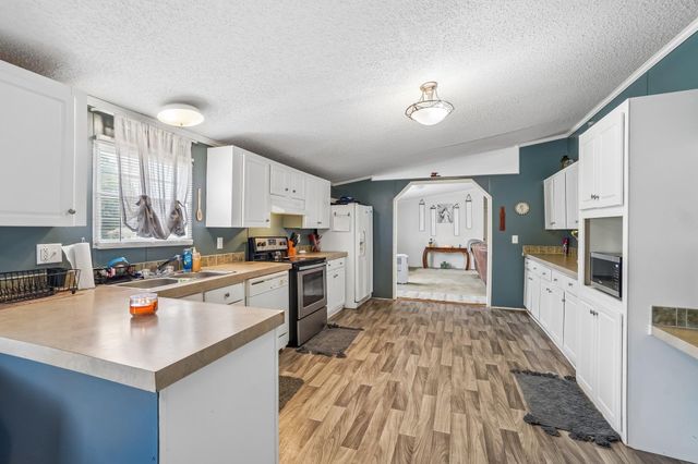 620 Courtland Way, Greer, SC 29651