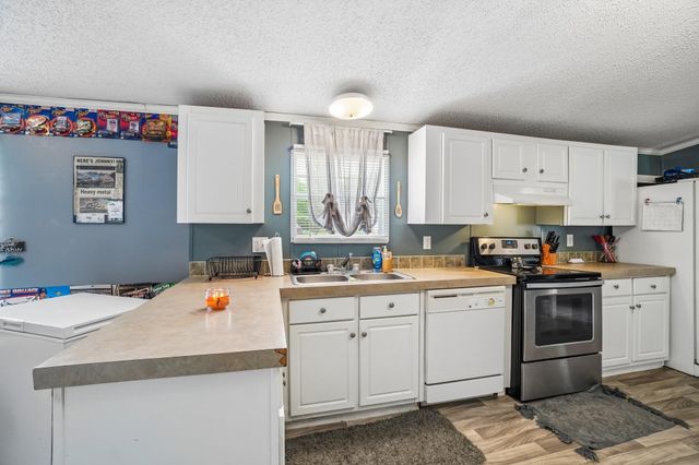 620 Courtland Way, Greer, SC 29651