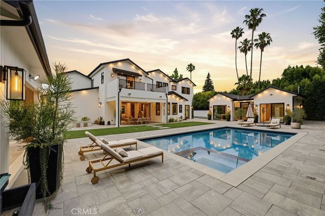 5414 Genesta, Encino, CA 91316