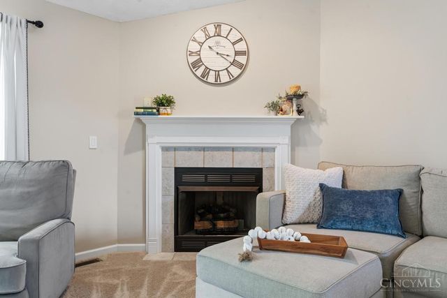 984 Country Oaks Lane, Wilmington, OH 45177