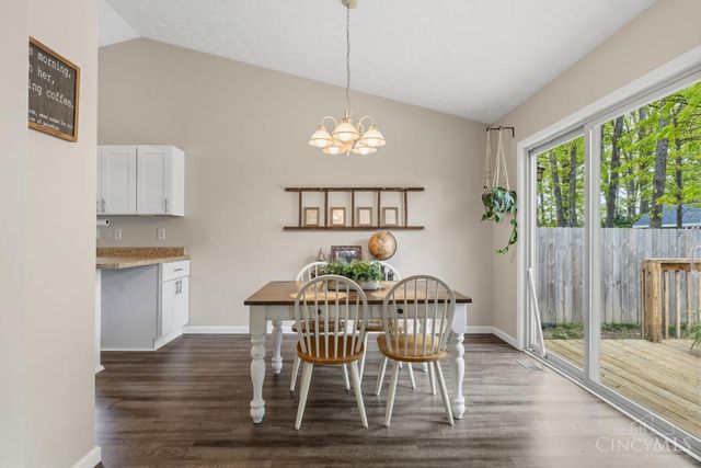 984 Country Oaks Lane, Wilmington, OH 45177