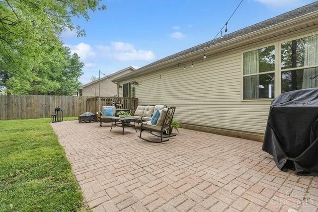 984 Country Oaks Lane, Wilmington, OH 45177