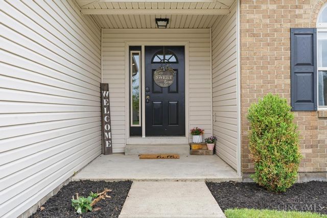 984 Country Oaks Lane, Wilmington, OH 45177