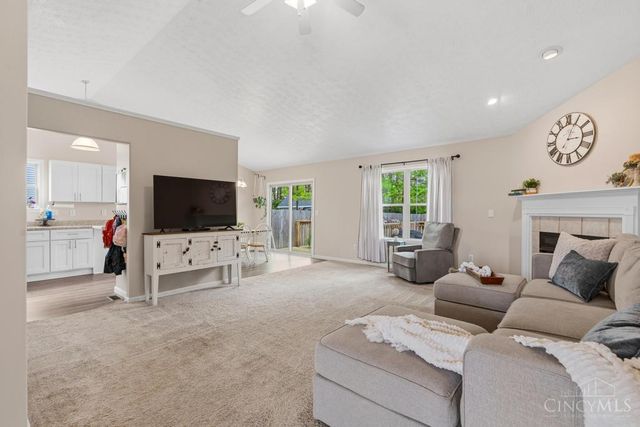 984 Country Oaks Lane, Wilmington, OH 45177