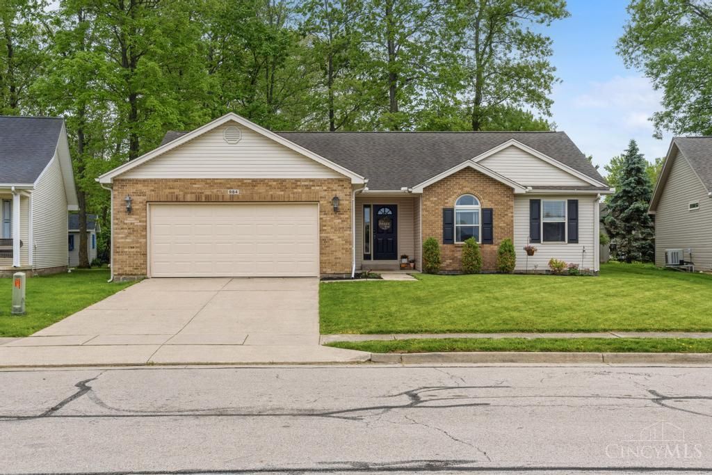 984 Country Oaks Lane, Wilmington, OH 45177