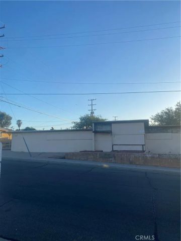 200 S 1st, Barstow, CA 92311