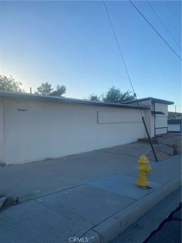 200 S 1st, Barstow, CA 92311