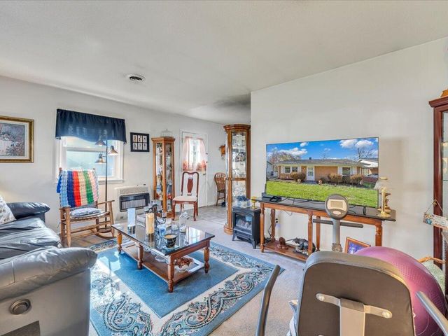 334 Miles RD, Collinsville, VA 24078