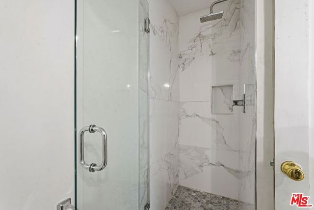625 N Flores Street 104, West Hollywood, CA 90048