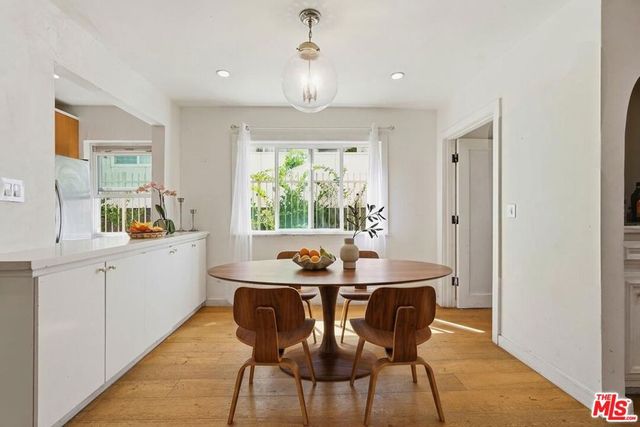 625 N Flores Street 104, West Hollywood, CA 90048