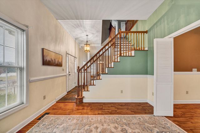 116 Dustys RD, Covington, VA 24426