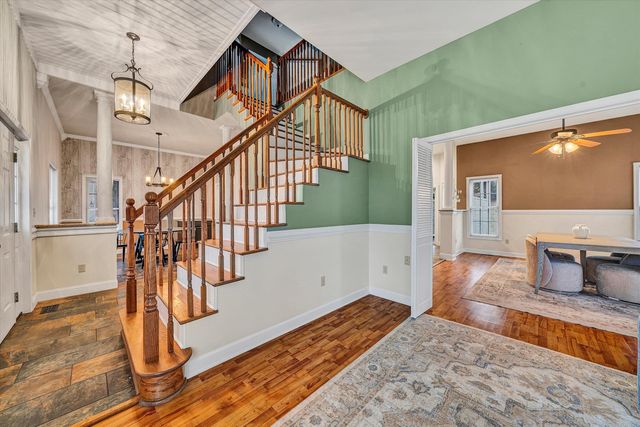 116 Dustys RD, Covington, VA 24426