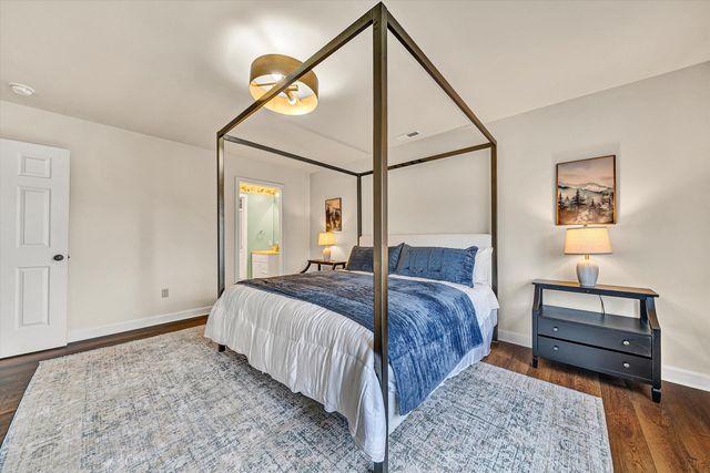 116 Dustys RD, Covington, VA 24426