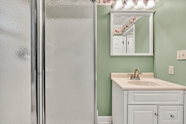 116 Dustys RD, Covington, VA 24426