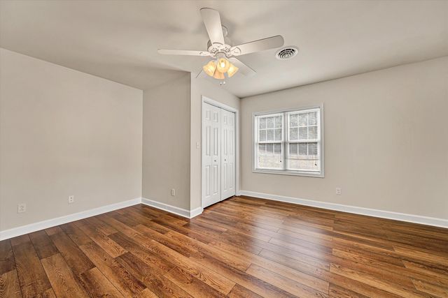 116 Dustys RD, Covington, VA 24426