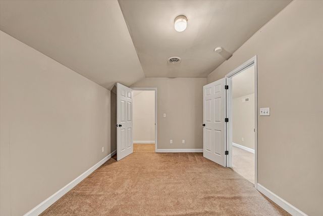 116 Dustys RD, Covington, VA 24426