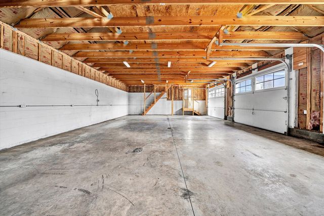 116 Dustys RD, Covington, VA 24426