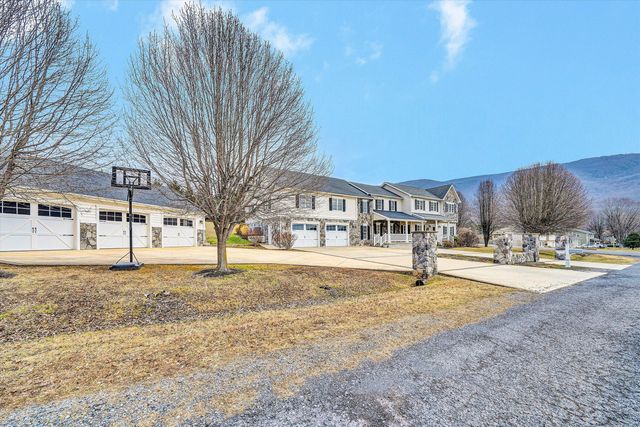 116 Dustys RD, Covington, VA 24426