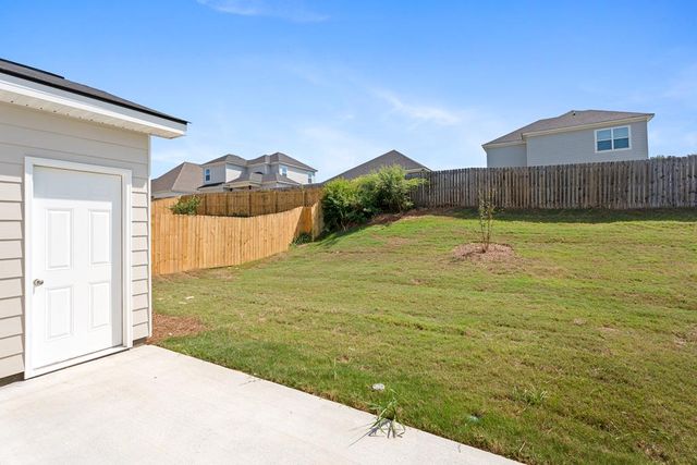 27 Whiterock Road, Phenix City, AL 36969