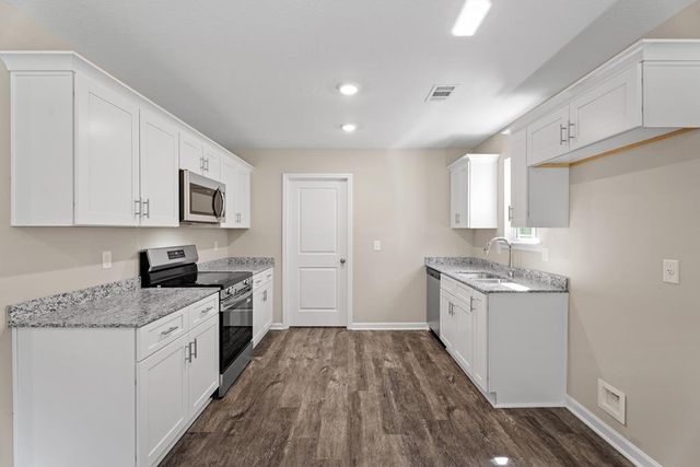 27 Whiterock Road, Phenix City, AL 36969