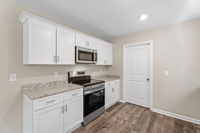 27 Whiterock Road, Phenix City, AL 36969