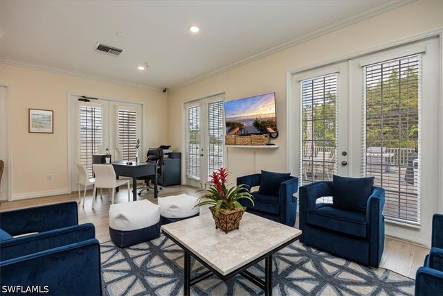 451 Bayfront PL 5207, Naples, FL 34102
