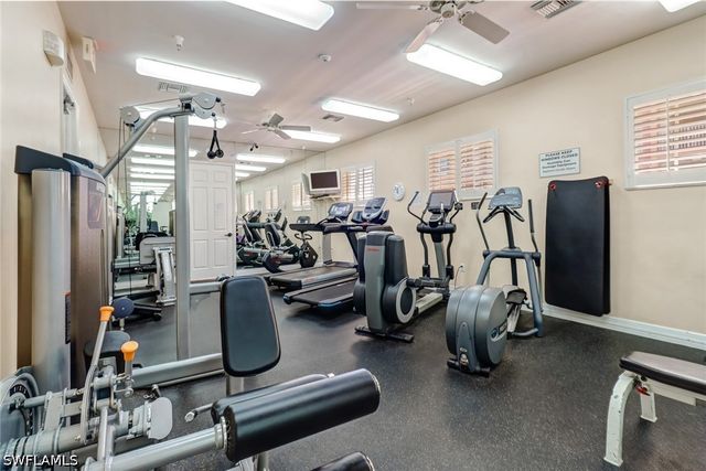 451 Bayfront PL 5207, Naples, FL 34102