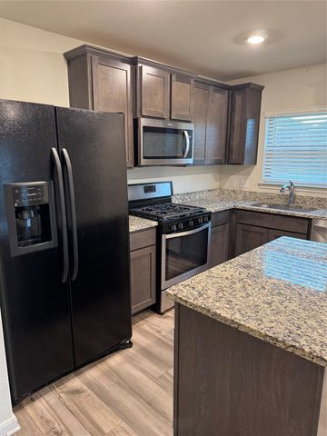 3010 McCoy Road, Forney, TX 75126