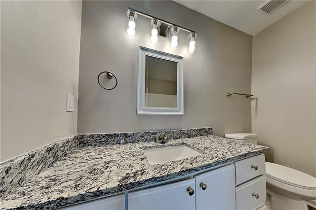 554 Sherwood Oaks Road, Stone Mountain, GA 30087