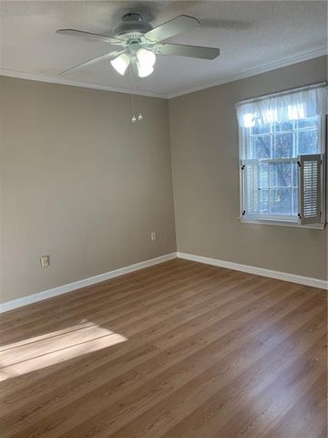 240 W Huntington Road, Bogart, GA 30622