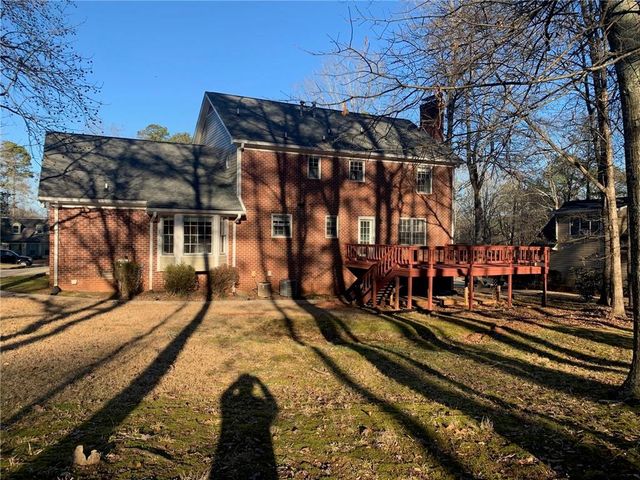 240 W Huntington Road, Bogart, GA 30622