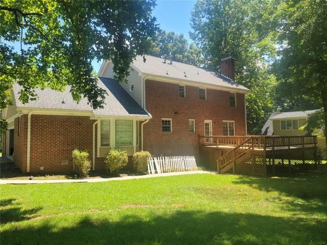 240 W Huntington Road, Bogart, GA 30622