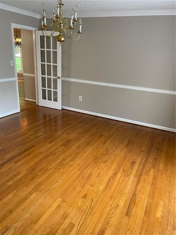 240 W Huntington Road, Bogart, GA 30622