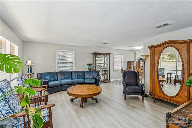 212 Euclid St, Pensacola, FL 32503