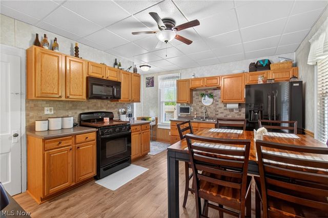 936 32nd Street NW, Massillon, OH 44647